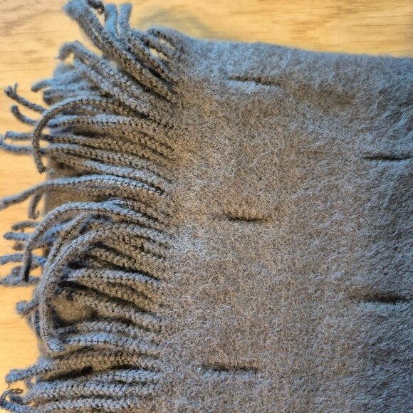 NWT 2 Vintage Winter Scarves One Blue, One Grey - Picture 3 of 12